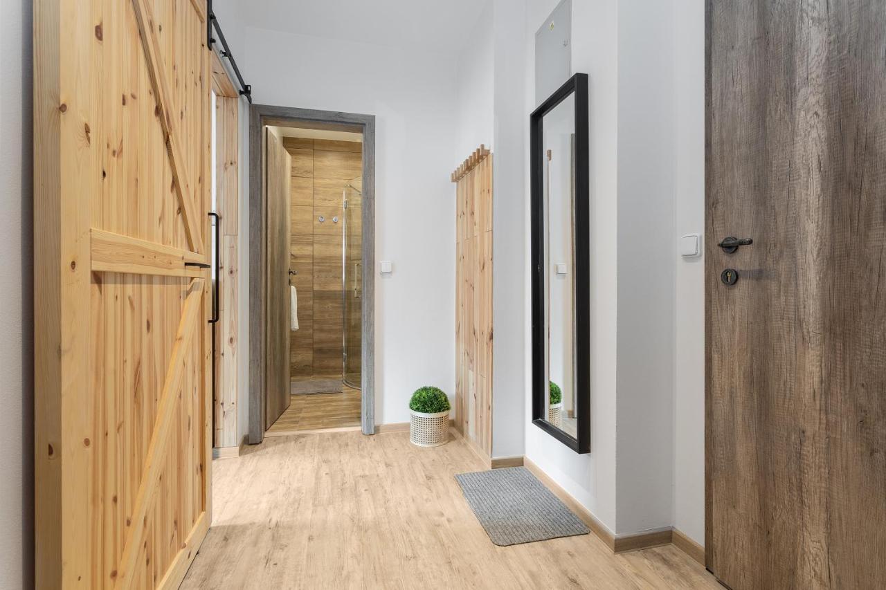 Vlevo Dole Koko Apartment