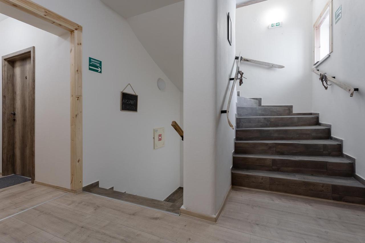 Apartment Vlevo Dole Koko
